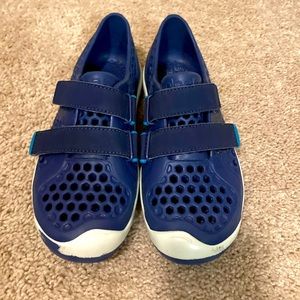 Navy Mimo shoes by PLAE